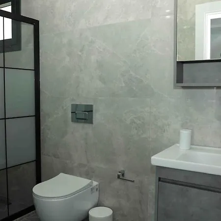 Askin Villa *